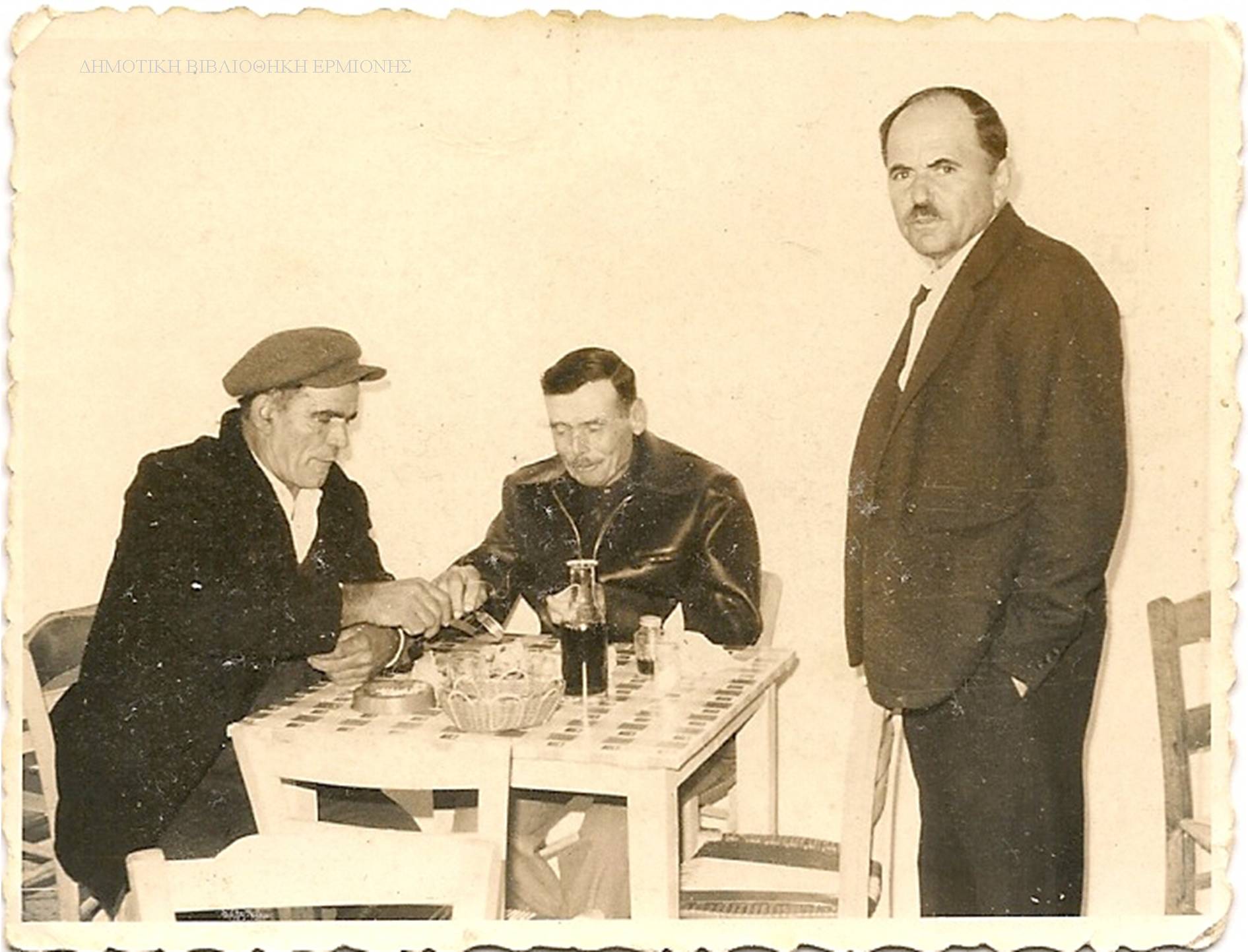 ΛΤ 10521945